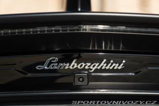 Lamborghini Aventador SVJ ROADSTER 2021