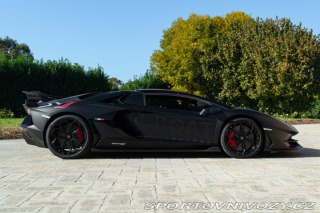 Lamborghini Aventador SVJ ROADSTER 2021