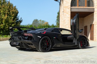 Lamborghini Aventador SVJ ROADSTER 2021