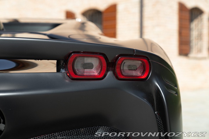 Ferrari SF90 SPIDER 2022