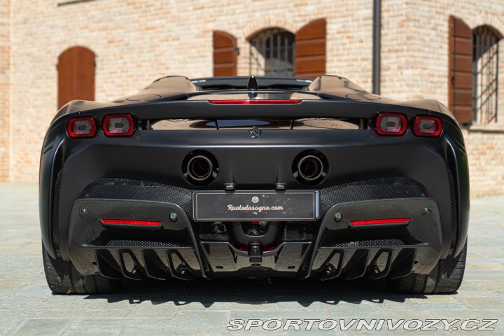 Ferrari Ostatní modely SF 90 SPIDER 2022