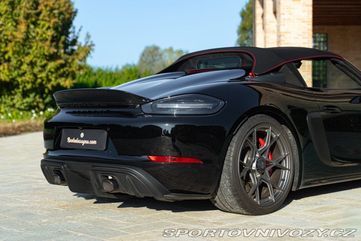 Porsche 718 SPYDER RS 2024
