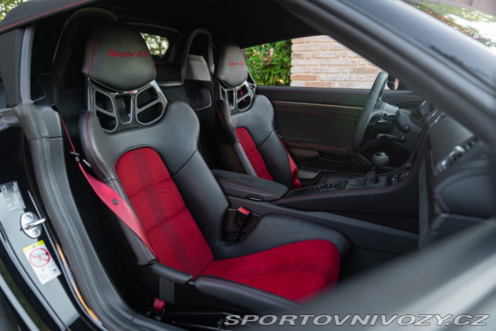 Porsche 718 SPYDER RS 2024