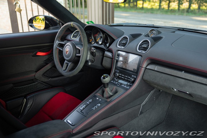 Porsche 718 SPYDER RS 2024