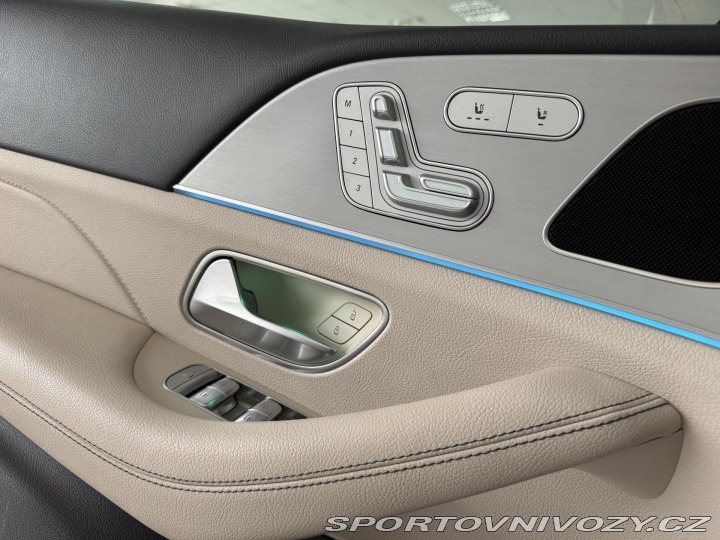 Mercedes-Benz Ostatní modely GLE 300d 4M*AMG*AirMatic*REZE 2020