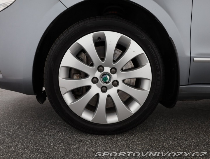 Škoda Superb Elegance 3.6 FSI V6 2011