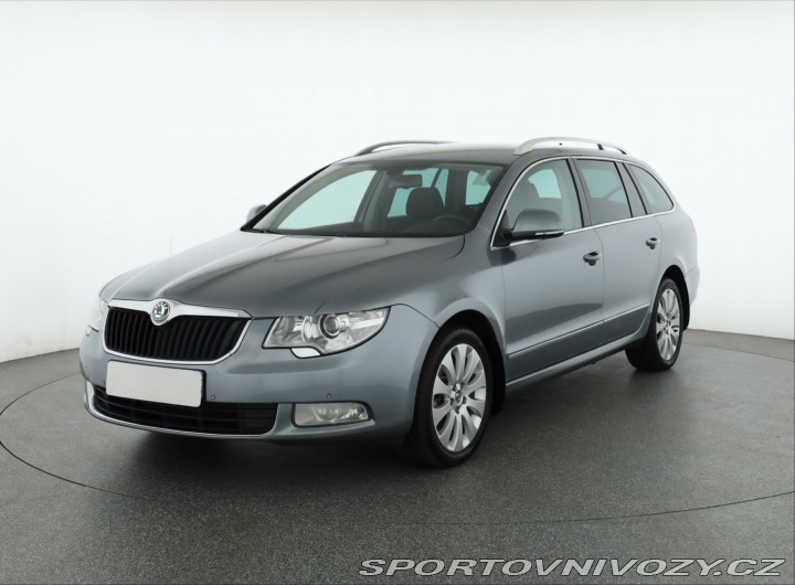 Škoda Superb Elegance 3.6 FSI V6 2011