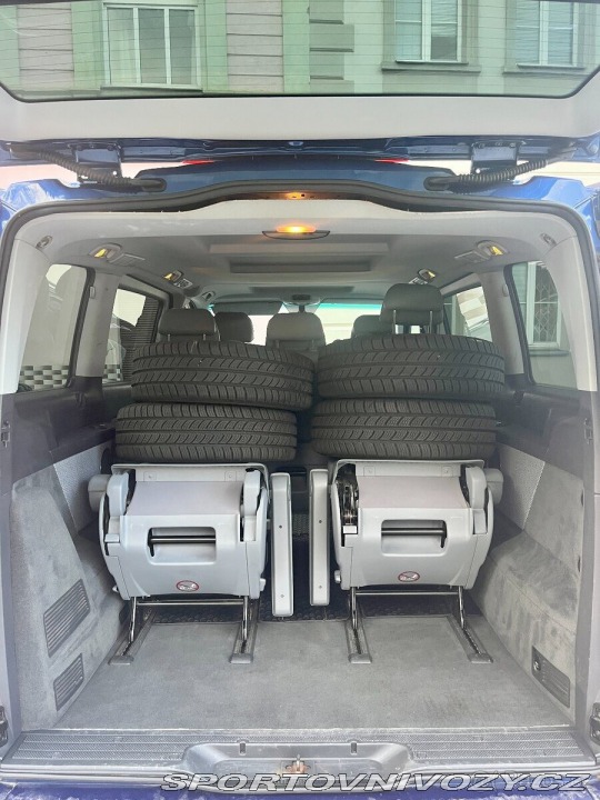 Mercedes-Benz Ostatní modely Třídy V 3,0   Kompakt - 193.000km 1800