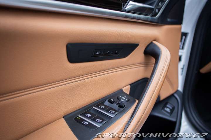 BMW 5 Touring  540i xDrive M-Pa 2018