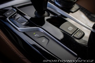 BMW 5 Touring  540i xDrive M-Pa 2018