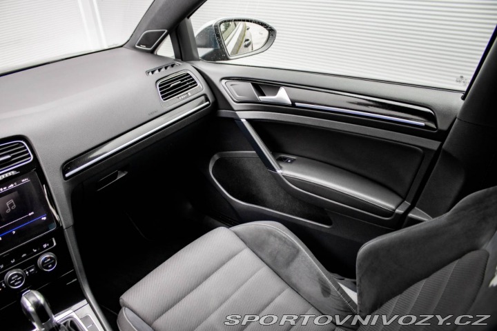 Volkswagen Golf R 2.0 TSI 228kw 4MOTION 2017