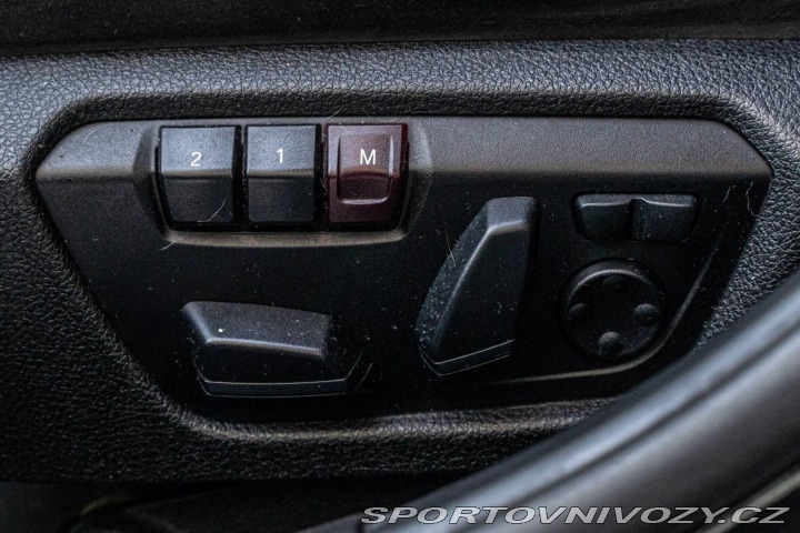 BMW 3 Touring 330d 2012