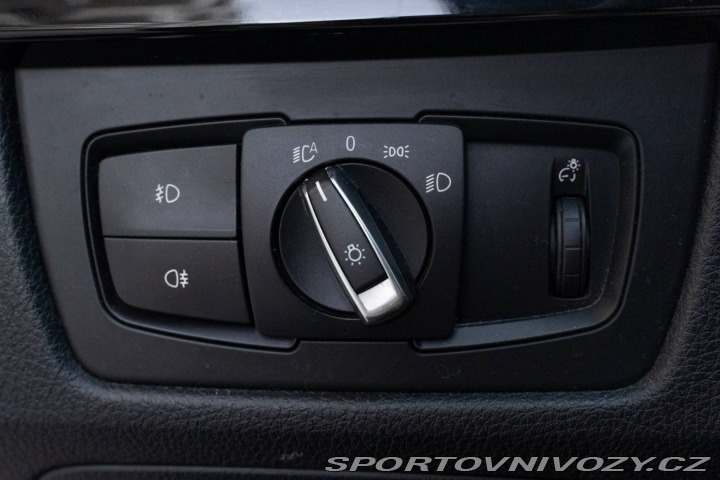 BMW 3 Touring 330d 2012