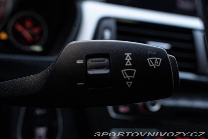 BMW 3 Touring 330d 2012