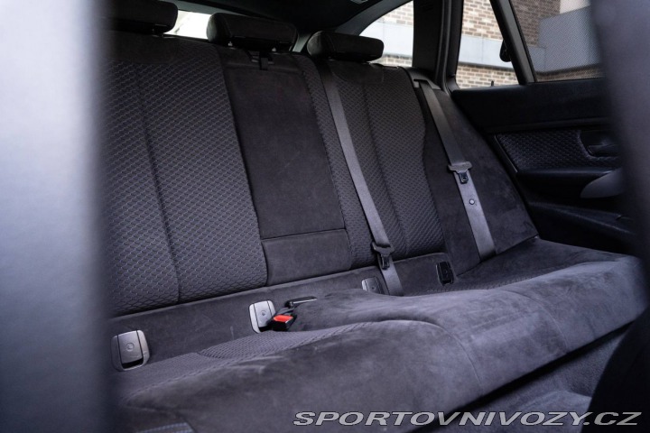 BMW 3 Touring 330d 2012