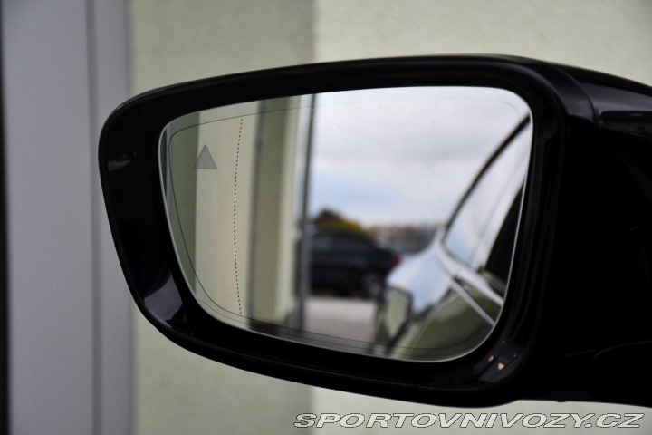 BMW 4 420d xD NTOP TAŽNÉ HUD ČR 2023