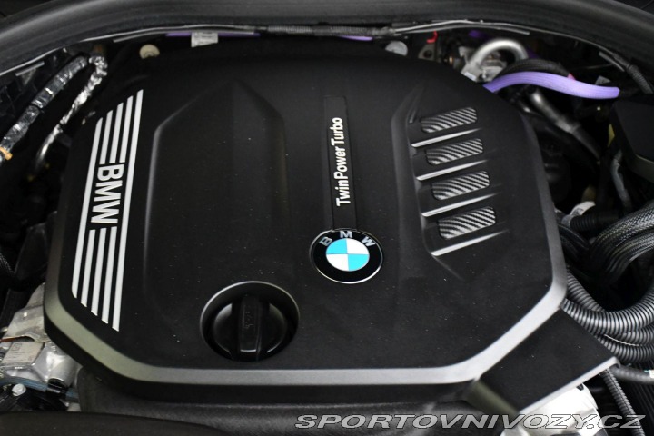BMW 4 420d xD NTOP TAŽNÉ HUD ČR 2023