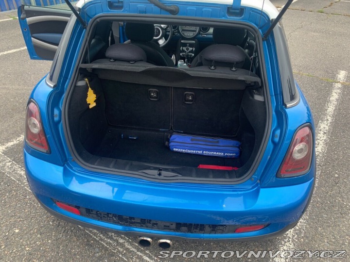 Mini Cooper S R56 - automat 2008