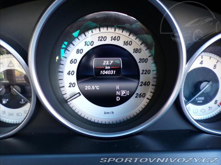 Mercedes-Benz E 200 2,0 2014