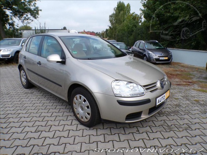 Volkswagen Golf 2,0 FSI-110KW COMFORT 2004