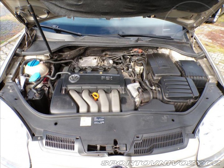 Volkswagen Golf 2,0 FSI-110KW COMFORT 2004