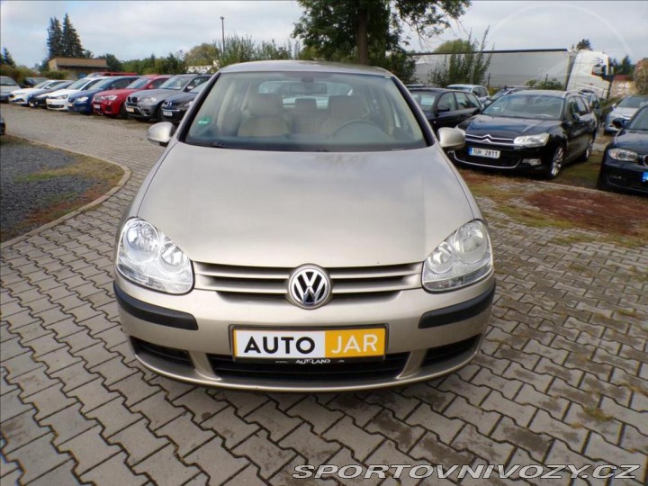 Volkswagen Golf 2,0 FSI-110KW COMFORT 2004