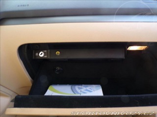 Volkswagen Golf 2,0 FSI-110KW COMFORT 2004