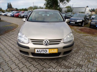 Volkswagen Golf 2,0 FSI-110KW COMFORT 2004