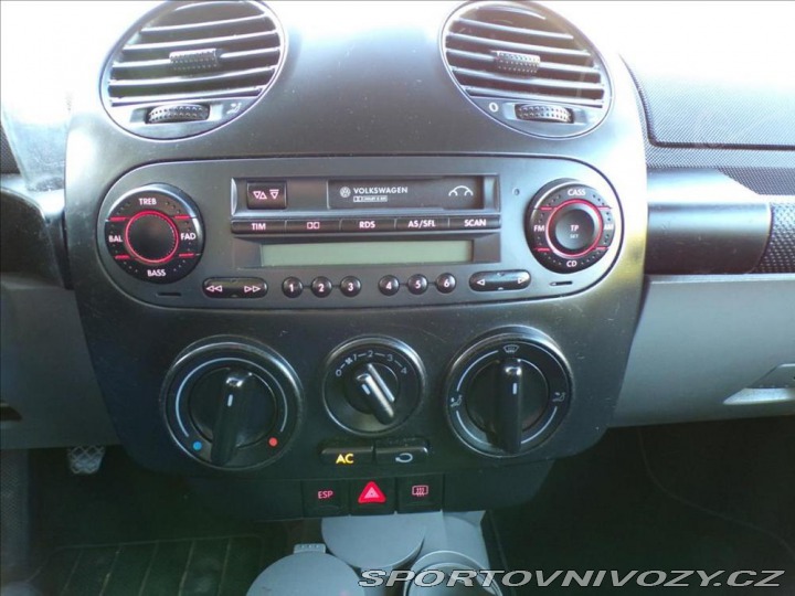 Volkswagen New Beetle 2,0 i 1999