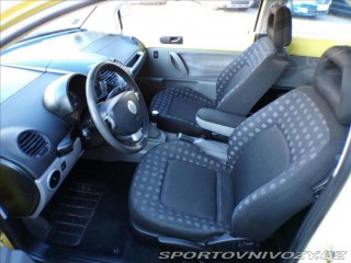 Volkswagen New Beetle 2,0 i 1999