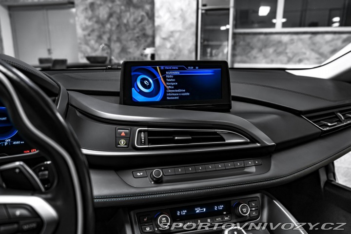 BMW i8 LASER/H&K/HUD 2017