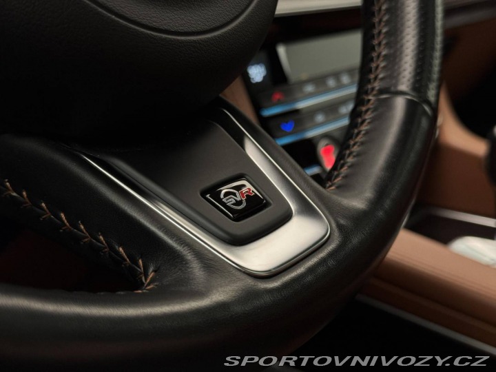 Jaguar F-Pace SVR 550 2019