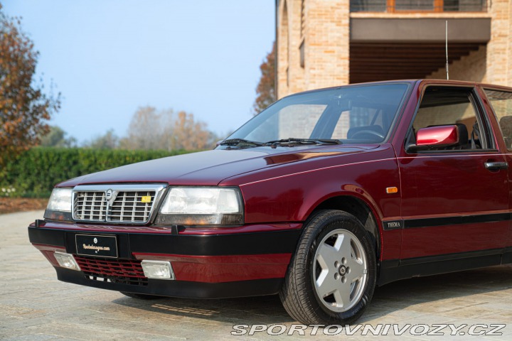 Lancia Ostatní modely THEMA 8.32 1989