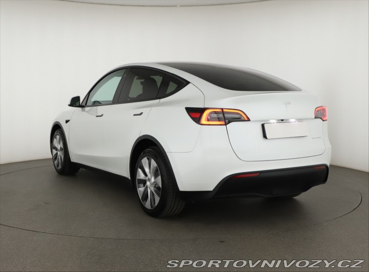 Tesla Model Y . Long Range AWD 79kWh 2023
