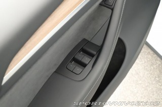 Tesla Model Y . Long Range AWD 79kWh 2023