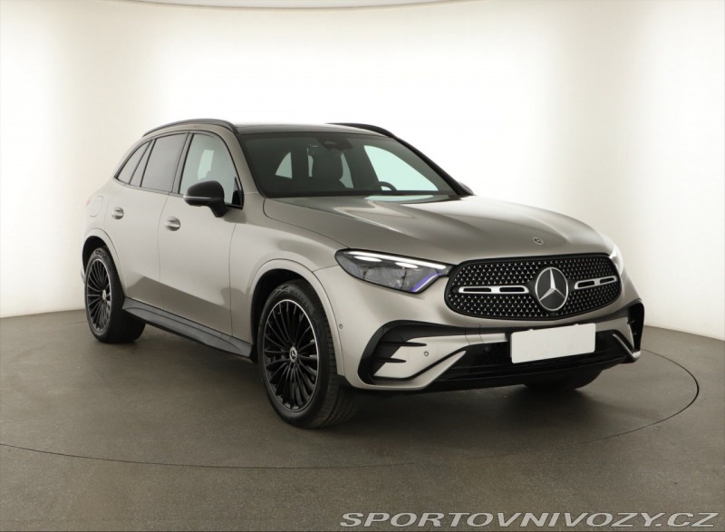 Mercedes-Benz Ostatní modely GLC AMG line GLC 220 d 4MATIC