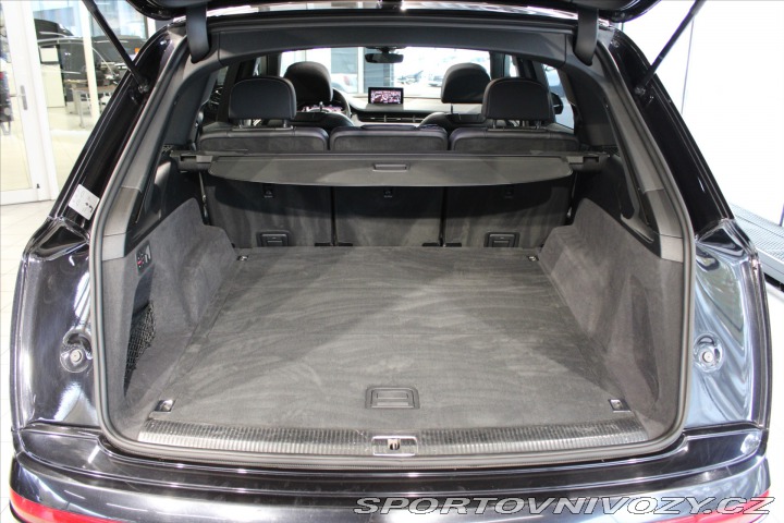 Audi Ostatní modely Q7 50TDi quattro S Line ACC 2019