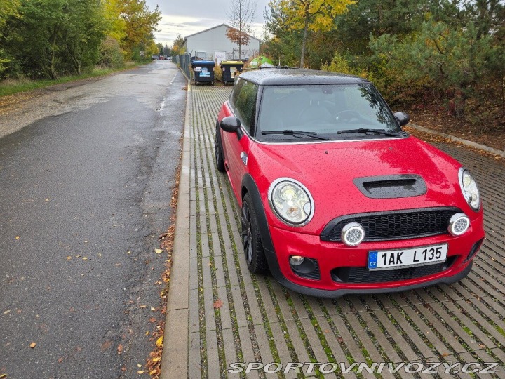 Mini Cooper JCW R56 2010