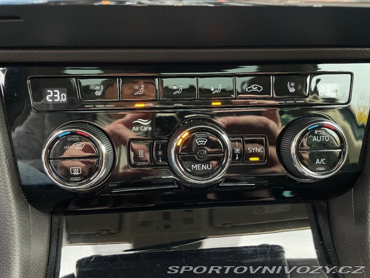 Škoda Superb 2,0   III L&K TDI 140 1800