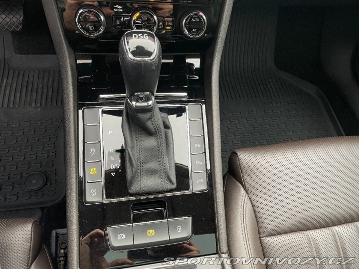 Škoda Superb 2,0   III L&K TDI 140 1800