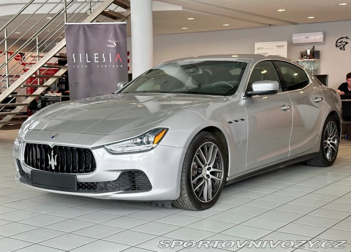 Maserati Ghibli  2015