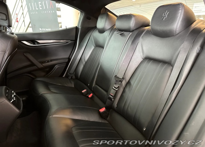 Maserati Ghibli  2015