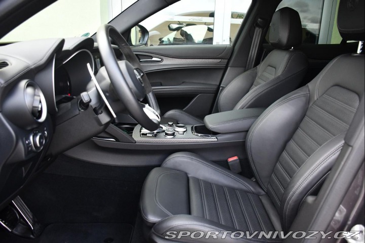 Alfa Romeo Stelvio 2.9 V6 QUADRIFOGLIO REZER 2024