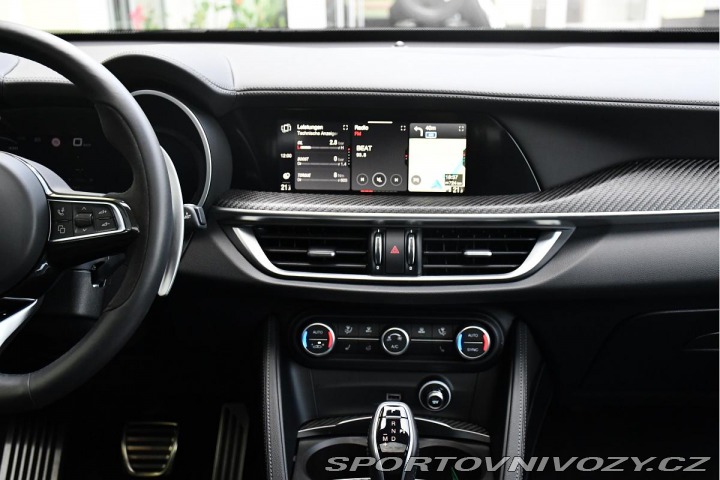 Alfa Romeo Stelvio 2.9 V6 QUADRIFOGLIO REZER 2024