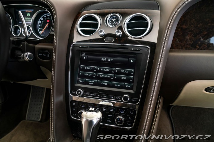 Bentley Continental GT W12 Mulliner, masáže 2017