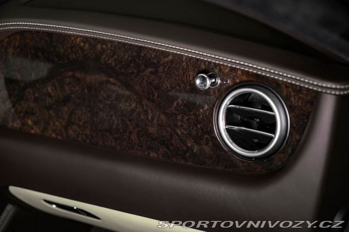 Bentley Continental GT W12 Mulliner, masáže 2017