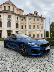 BMW 8 M850i xDrive Individual 2020