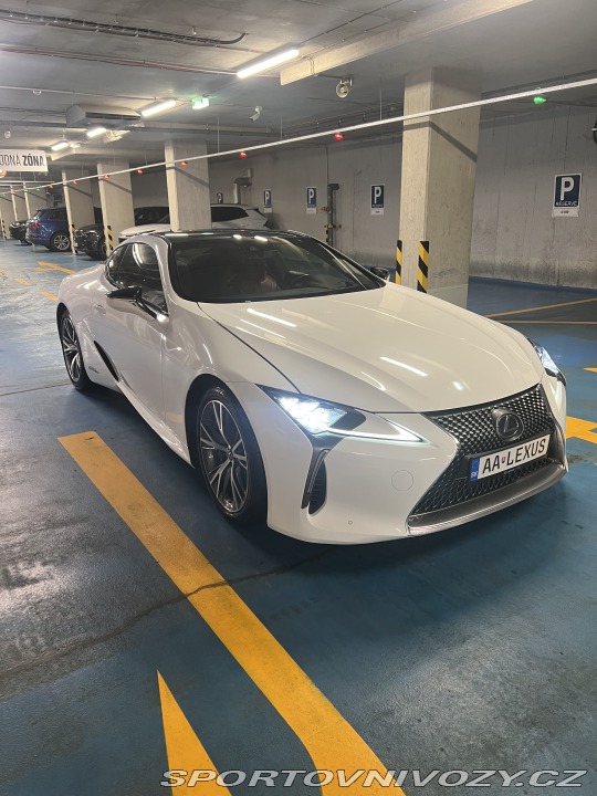 Lexus LC LC500H 2017