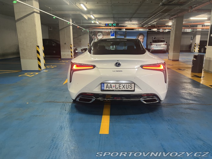 Lexus LC LC500H 2017