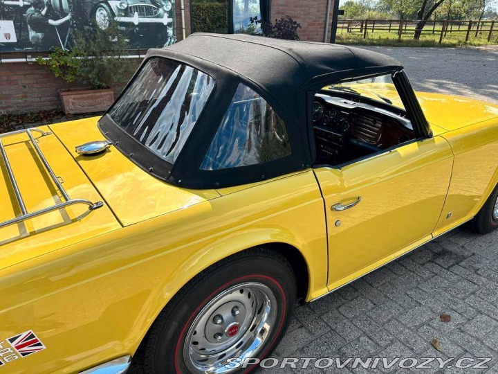 Ostatní značky Ostatní modely Triumph TR6 Mimosa Yellow 1974